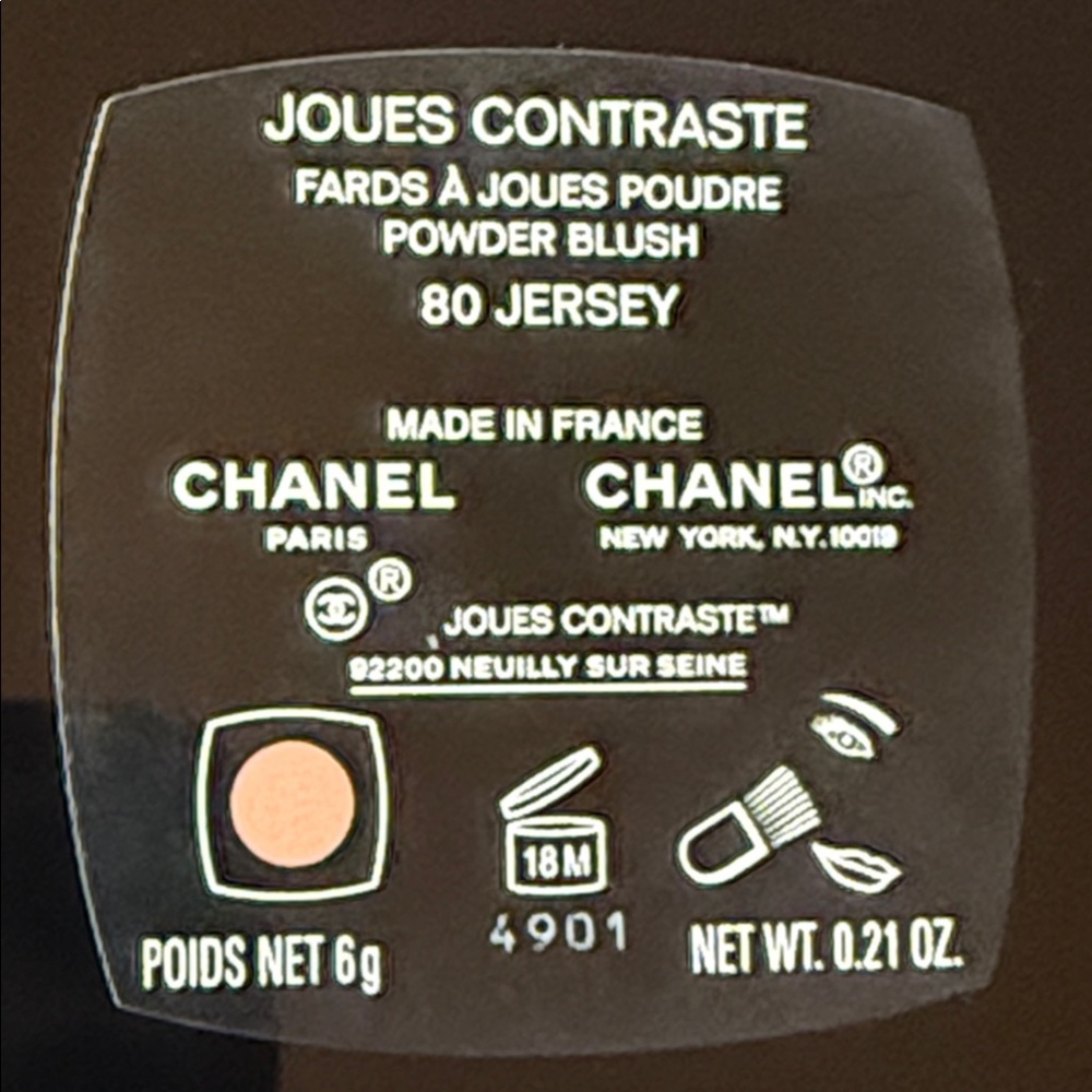 CHANEL Peachy Pink Blush Compact with Brush - Picture 6 of 6